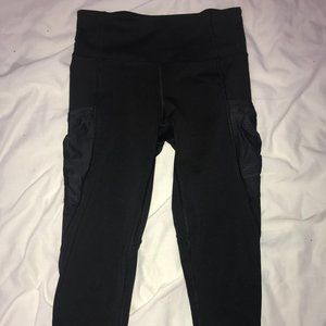 Lululemon Black Girls Size 12 Cropped Leggings